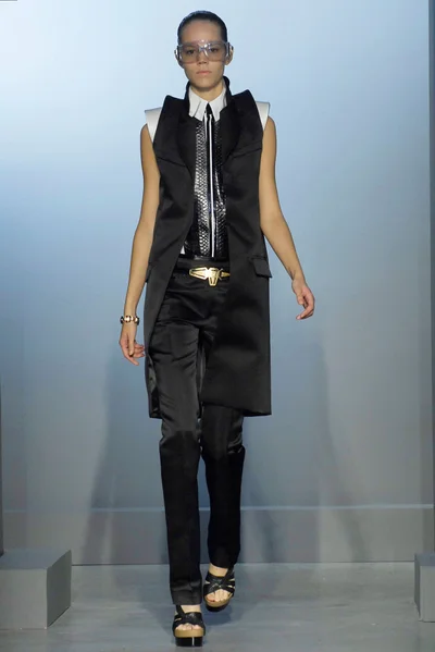 Look 2